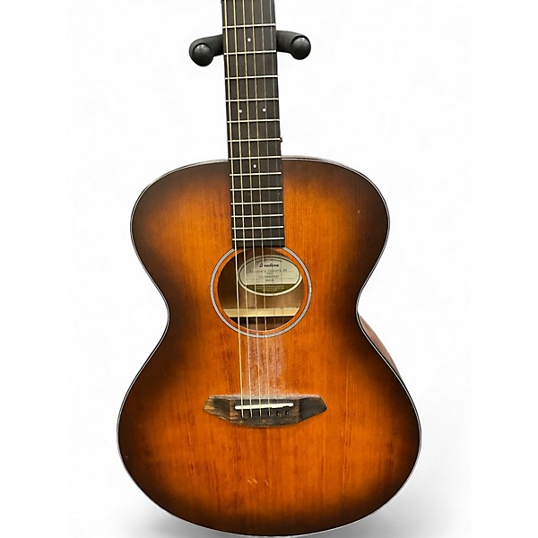 Used Breedlove Discovery Concert Vintage Natural Acoustic Guitar