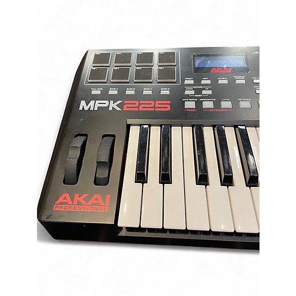 Used Akai Professional MPK225 25-Key MIDI Controller