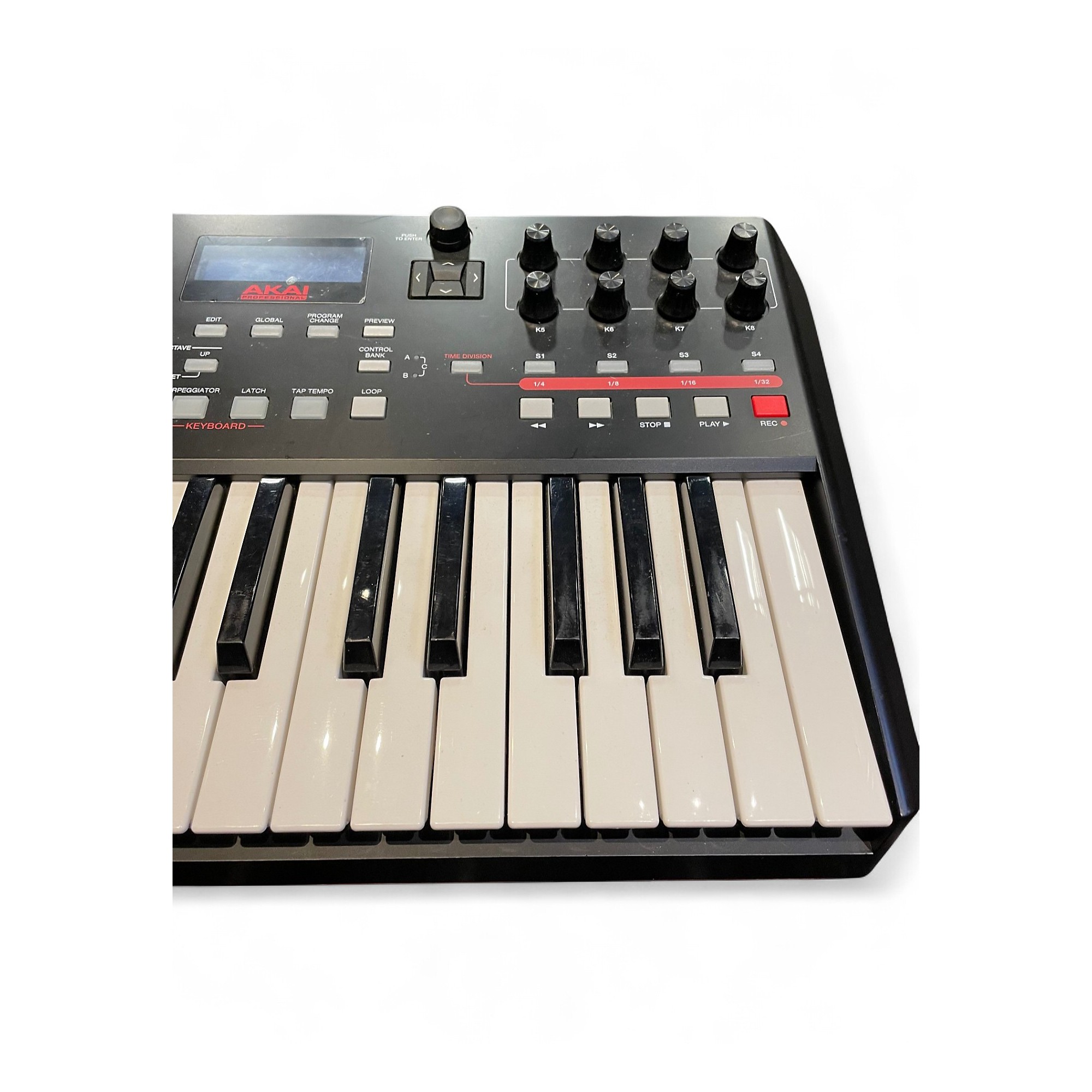 Used Akai Professional MPK225 25-Key MIDI Controller | Guitar Center