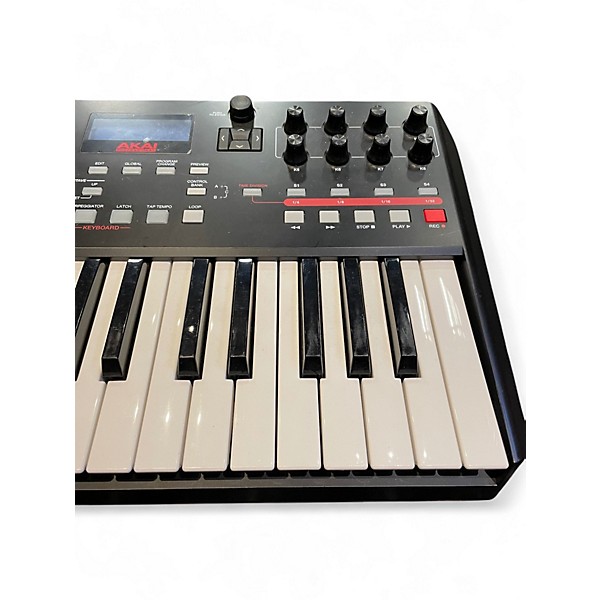 Used Akai Professional MPK225 25-Key MIDI Controller