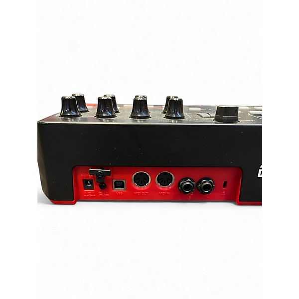 Used Akai Professional MPK225 25-Key MIDI Controller