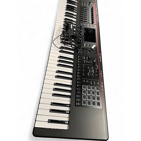 Used Roland Fantom 07 Keyboard Workstation