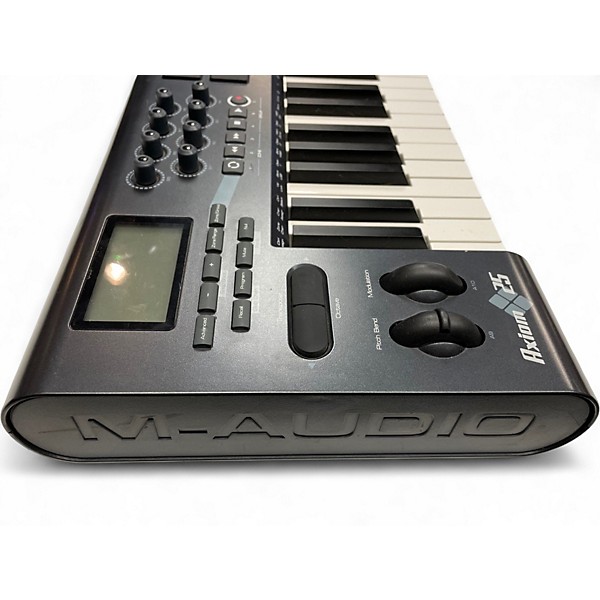 Used M-Audio Axiom 25 Key MIDI Controller