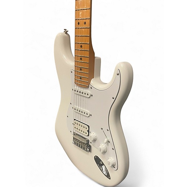 Used Fender Player II Stratocaster HSS Polar White Solid Body Electric Guitar