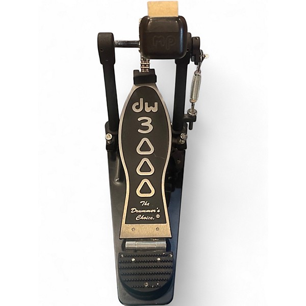 Used DW 3000 Series Single Single Bass Drum Pedal