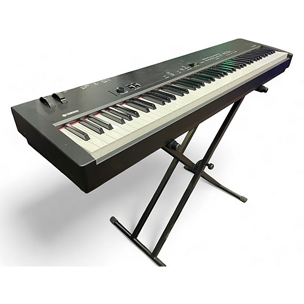 Used Yamaha CP33 88 Key Stage Piano