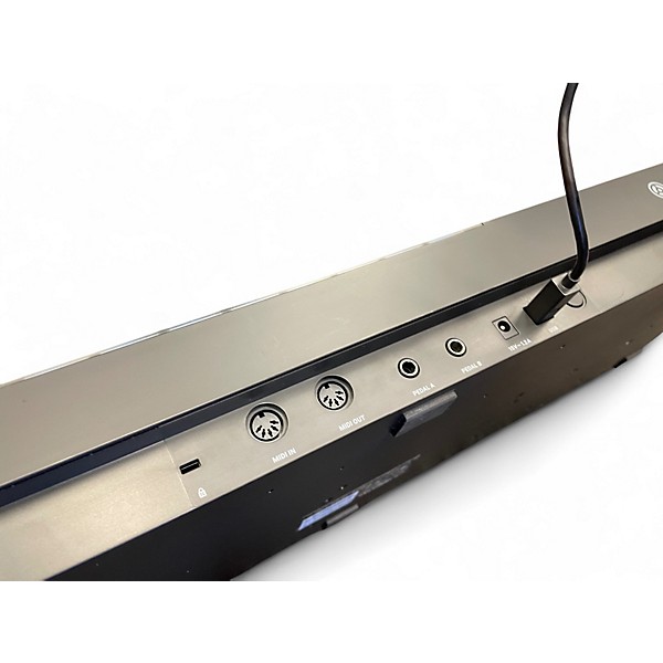 Used Native Instruments Komplete Kontrol S49 MK2 MIDI Controller