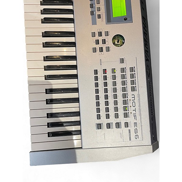 Used Yamaha Motif ES6 61 Key Keyboard Workstation