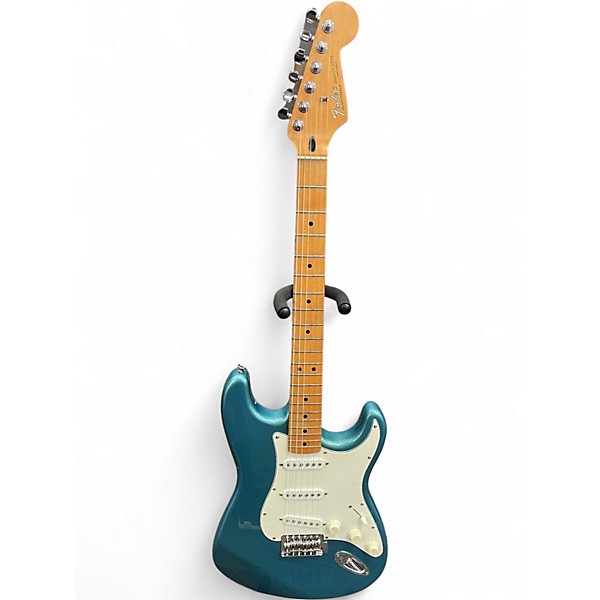Vintage 1995 Fender Stratocaster Ocean Turquoise Solid Body Electric Guitar