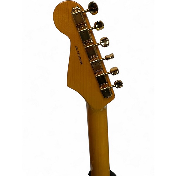 Used Fender Artist Series Stevie Ray Vaughan Stratocaster 3 Color Sunburst Solid Body Electric Guitar