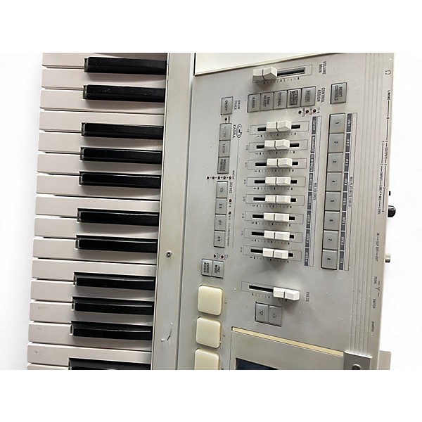 Used KORG M3 61 Key Keyboard Workstation