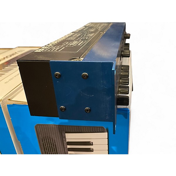 Used Behringer v-amp pro Multi Effects Processor