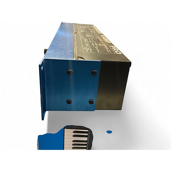 Used Behringer v-amp pro Multi Effects Processor