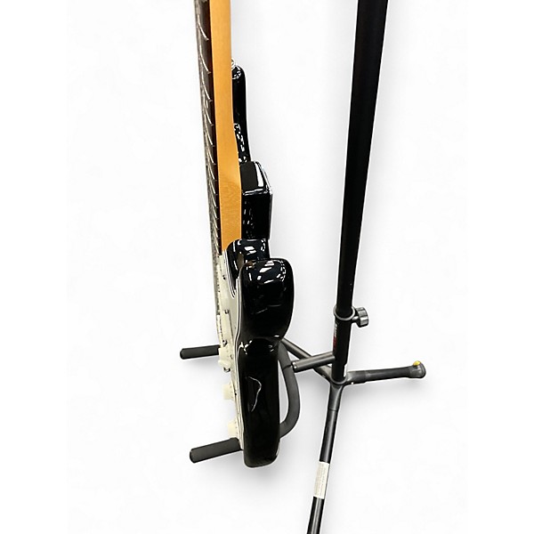 Used 2007 Fender American Standard Stratocaster 3 Tone Sunburst Solid Body Electric Guitar