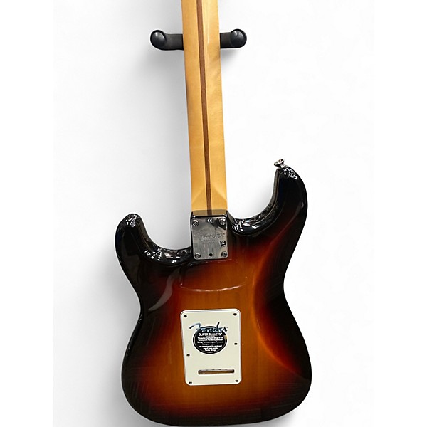Used 2007 Fender American Standard Stratocaster 3 Tone Sunburst Solid Body Electric Guitar