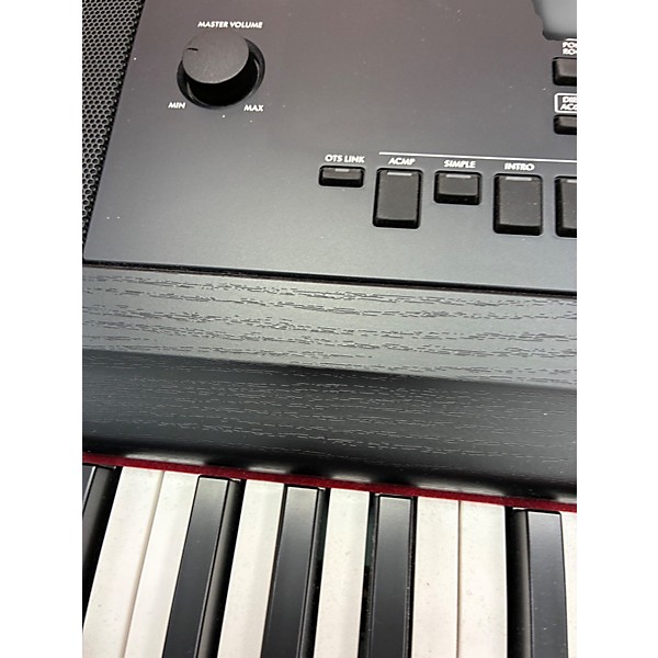 Used Yamaha DGX670B Keyboard Workstation