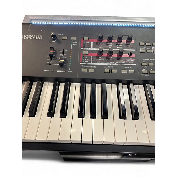 Used 2010 Yamaha MOX8 88 Key Keyboard Workstation