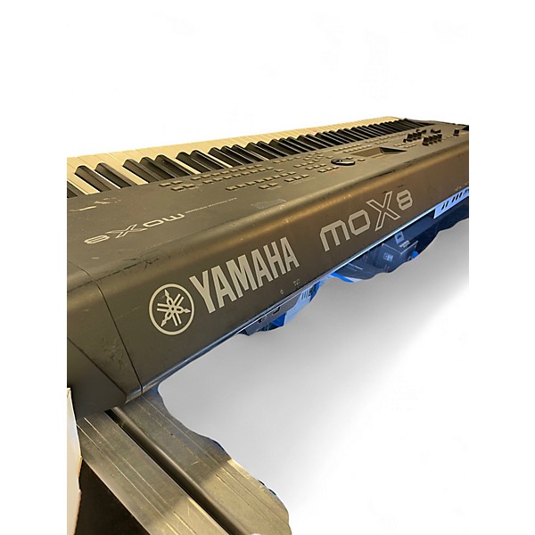 Used 2010 Yamaha MOX8 88 Key Keyboard Workstation
