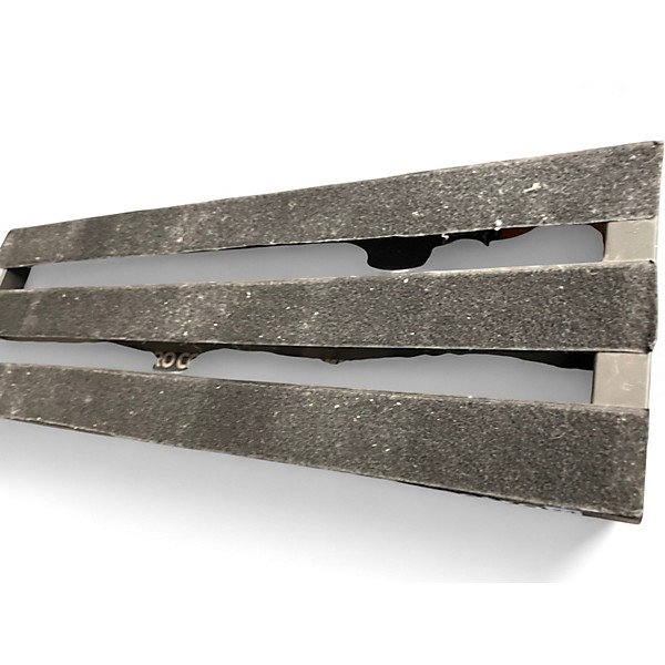 Used Pedaltrain metro24 Rackmount Shelve