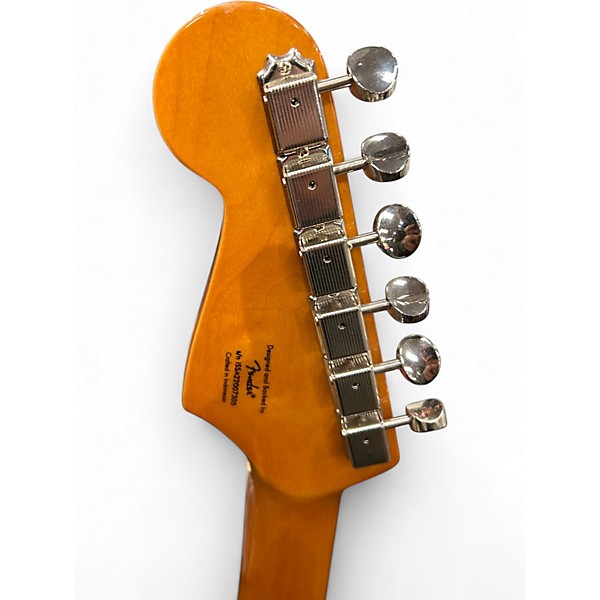 Used Squier Classic Vibe 1960S Stratocaster Tobacco Sunburst Solid Body Electric Guitar