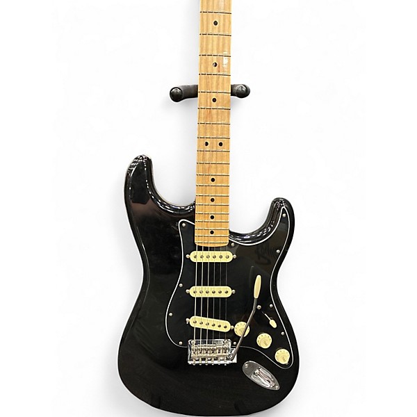 Used Fender Player Stratocaster Special Edition Black Solid Body Electric Guitar
