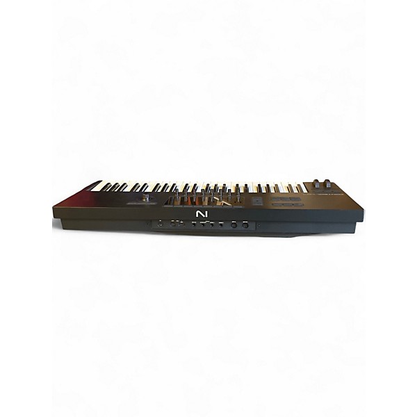 Used Native Instruments Komplete Kontrol S61 MIDI Controller
