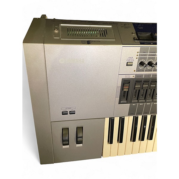Used Yamaha Motif 6 61 Key Keyboard Workstation