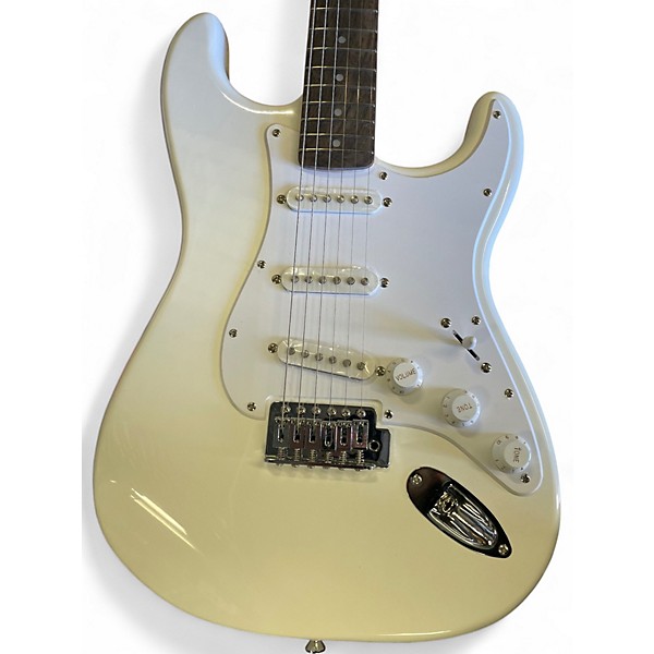 Used Squier SONIC STRATOCASTER Arctic White Solid Body Electric Guitar
