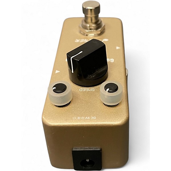 Used Donner golden tremolo Effect Pedal