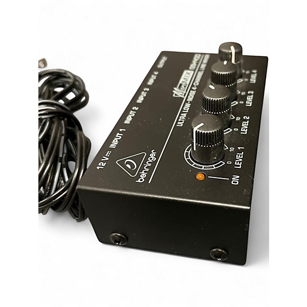 Used Behringer MX400 Unpowered Mixer