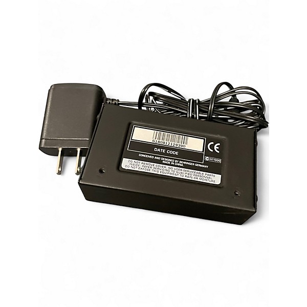 Used Behringer MX400 Unpowered Mixer