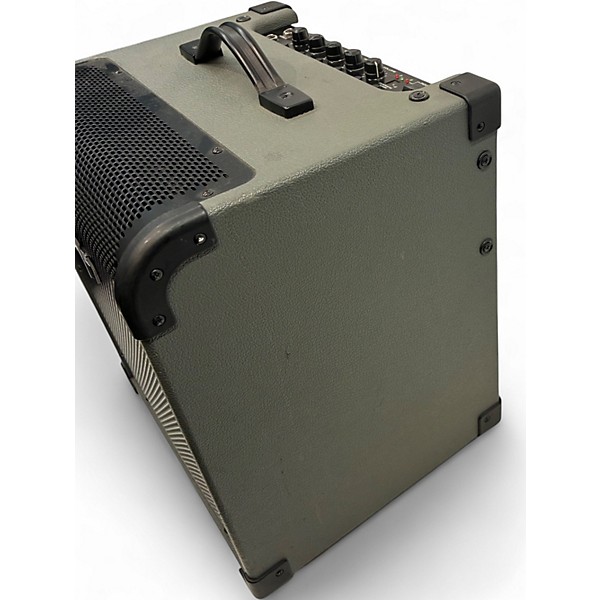 Used Peavey max 100 Bass Combo Amp