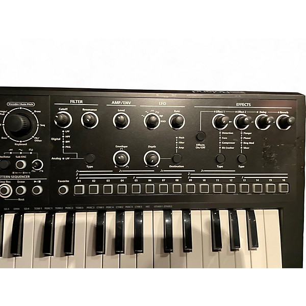 Used Roland JD-Xi Synthesizer