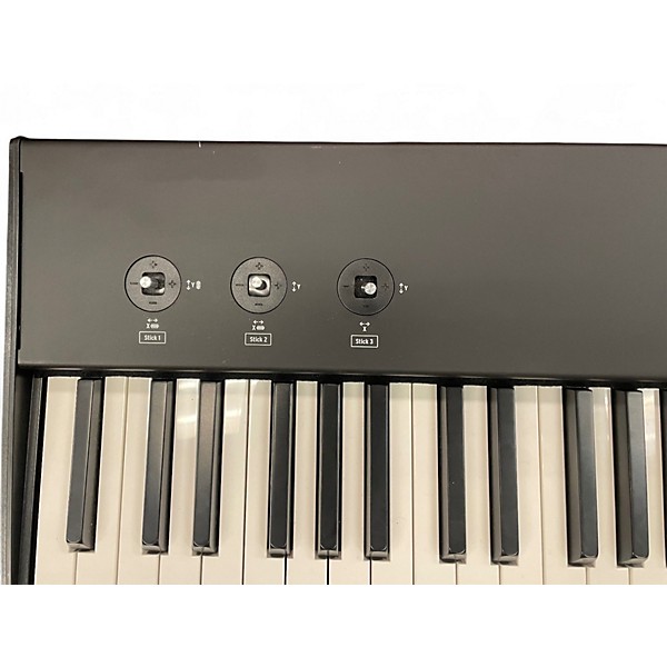 Used Studiologic SL88 Studio MIDI Controller