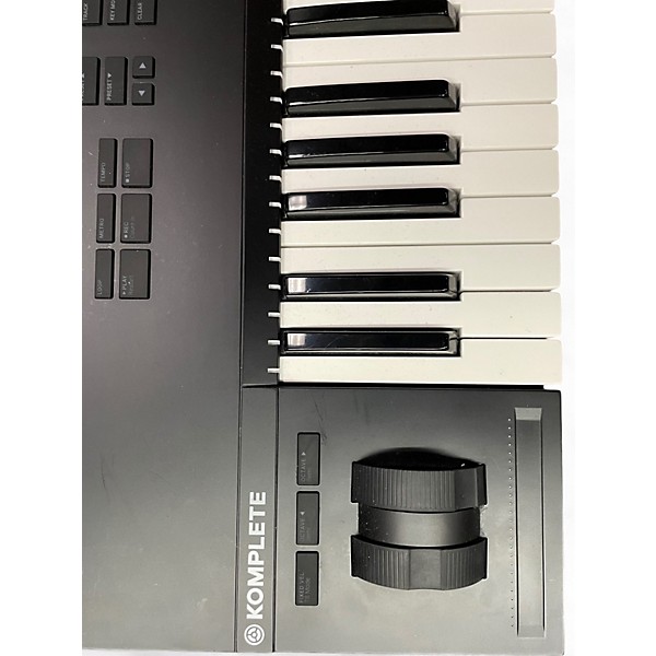 Used Native Instruments Komplete Kontrol S49 MIDI Controller