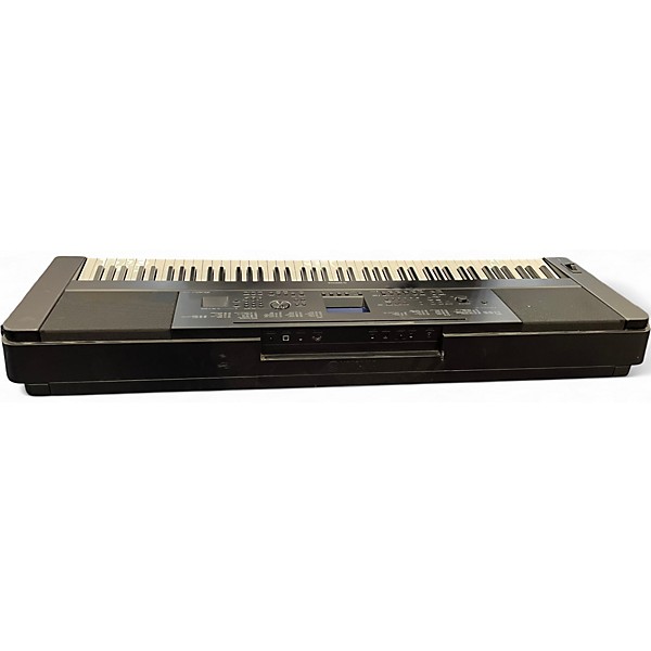 Used Yamaha DGX660B Portable Keyboard