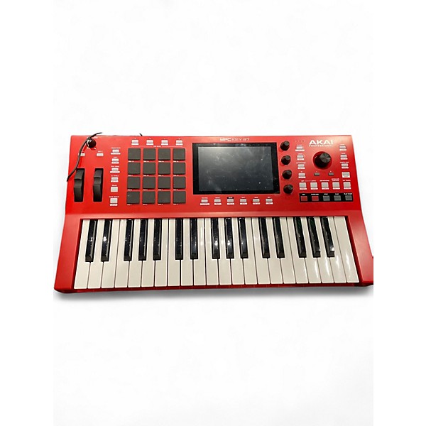 Used Akai Professional MPC KEYS 37 Keyboard Workstation