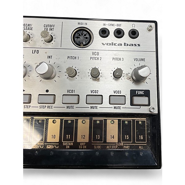 Used KORG VOLCA BASS Synthesizer