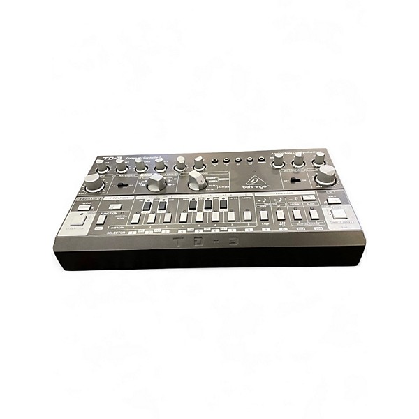 Used Behringer TD-3-BK Synthesizer
