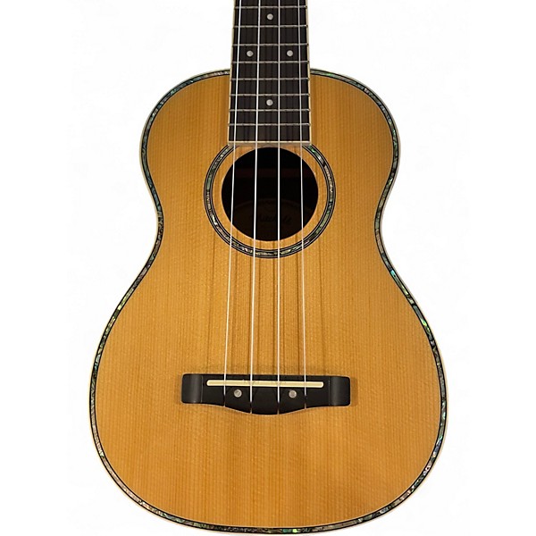 Used Mitchell MU70 Concert Natural Ukulele