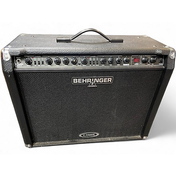 Used Behringer V-tone gmx210 Guitar Combo Amp