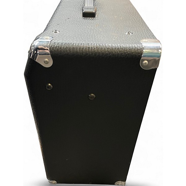 Used Behringer V-tone gmx210 Guitar Combo Amp