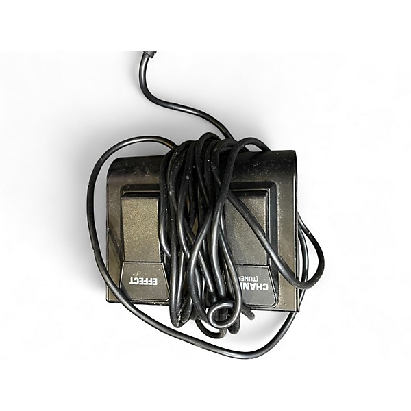 Used Behringer V-tone gmx210 Guitar Combo Amp