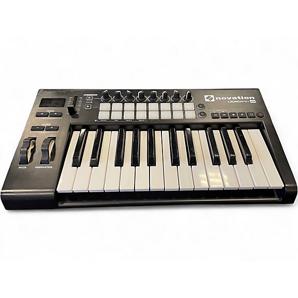 Used Novation Launchkey 25 Key MIDI Controller