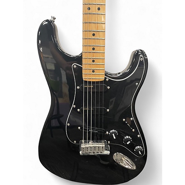 Used Fender American Deluxe Stratocaster Plus Black Solid Body Electric Guitar