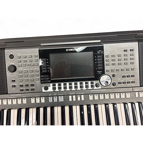 Used Yamaha PSRS970 61 Key Keyboard Workstation