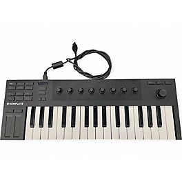 Used Native Instruments Komplete Kontrol M32 MIDI Controller