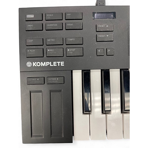 Used Native Instruments Komplete Kontrol M32 MIDI Controller