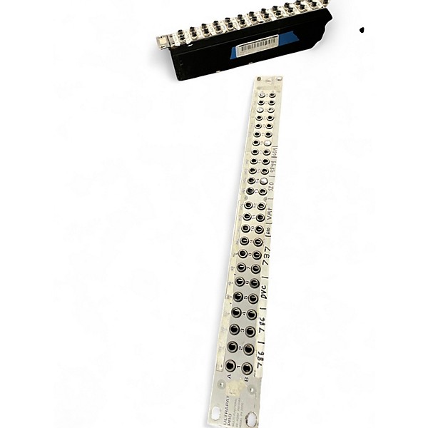 Used Signalflex PB-32 Patch Bay