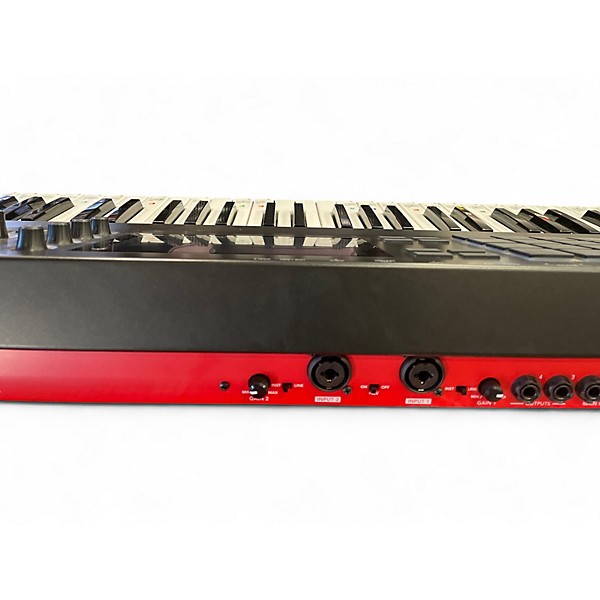 Used Akai Professional MPC Key 61 Keyboard Workstation